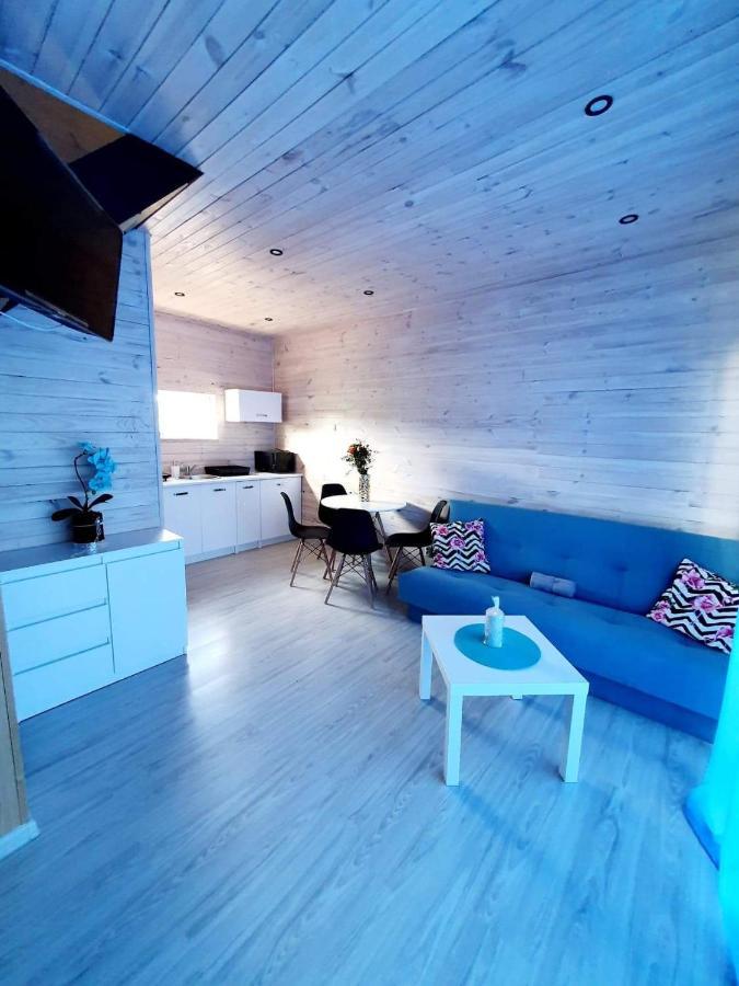 Diamenty Baltyku Domki Wakacyjne Balia Z Jacuzzi ملنك المظهر الخارجي الصورة